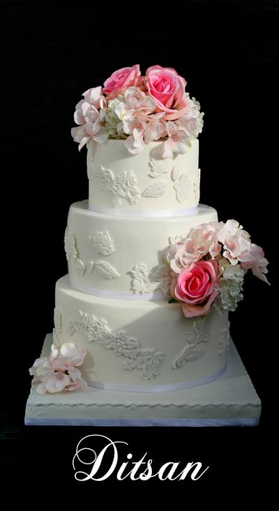 Wedding cake - Cake by Ditsan