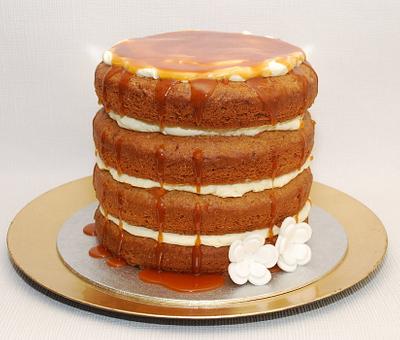 banana and cinamon  cake with caramel and philadelphia buttercream - Cake by ramona's cakes