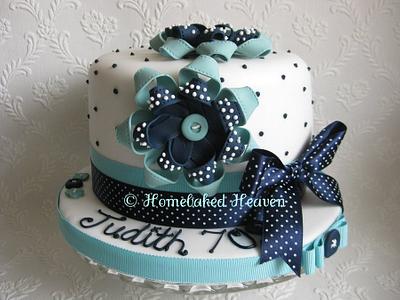 Sugar ribbon corsage cake - Cake by Amanda Earl Cake Design