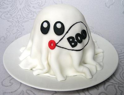 Ghost Cake - Cake by Pam 