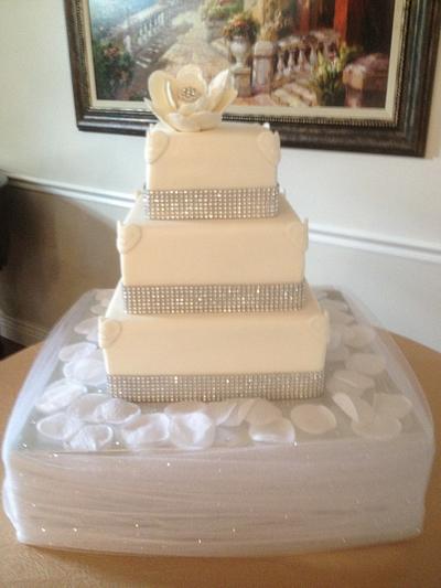 Amanda's bling wedding cake - Cake by Laurie