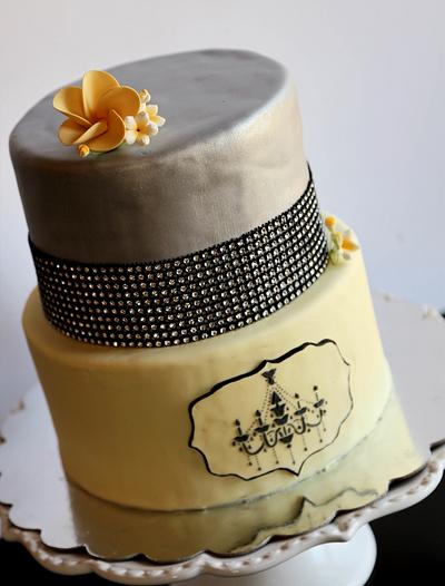 Silver and Yellow - Cake by Kellie Witzke