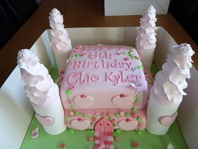 Princess Castle - Cake by Sharon Todd