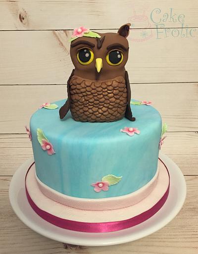Spring Owl - Cake by CakeFrolic