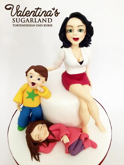 Another figurines hand made - Cake by Valentina's Sugarland