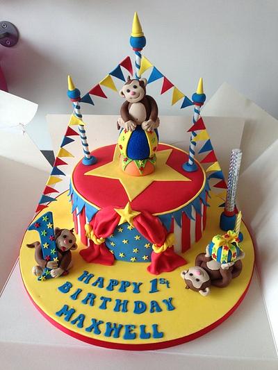 Monkey circus  - Cake by Donnajanecakes 