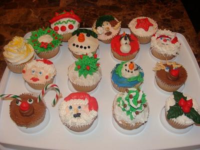 Christmas Cupcakes - Cake by Saranya Thineshkanth