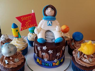 Space explorers - Cake by Deepa