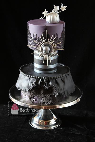 Gothic Halloween - Cake by Lubna Gafoor