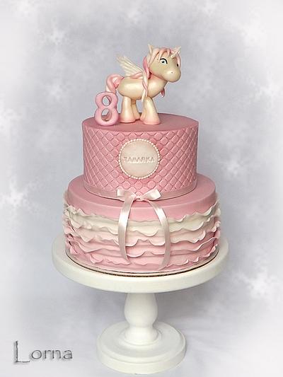 Pink ruffles - Cake by Lorna