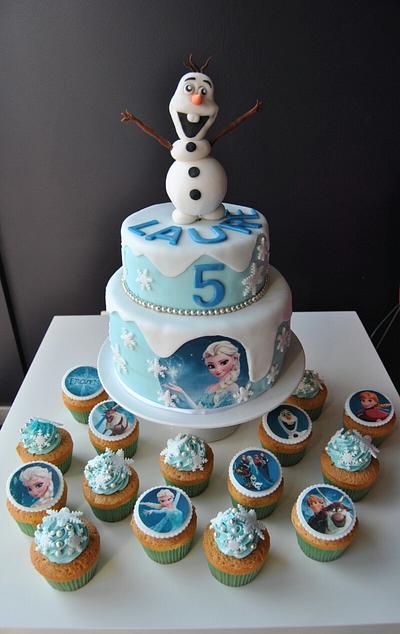 Frozen cake & cupcakes  - Cake by Anse De Gijnst