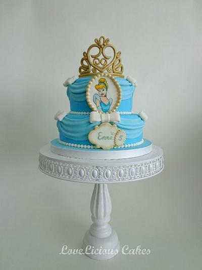 Cinderella - Cake by loveliciouscakes