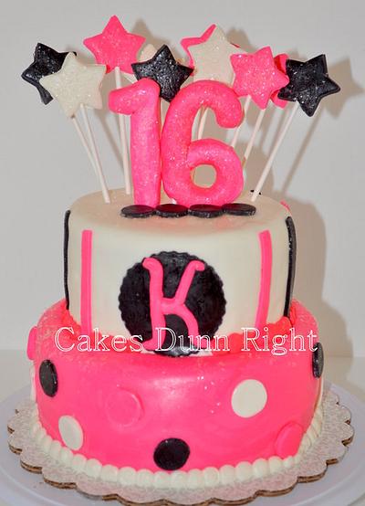 Sweet 16 - Cake by Wendy