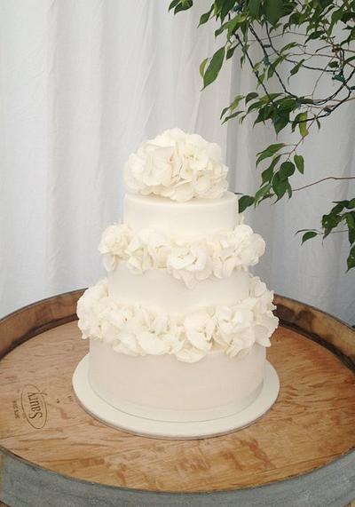 All white wedding Cake with fresh flowers - Cake by Kellie