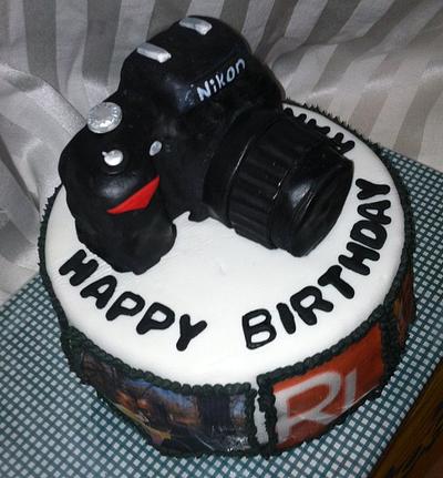Photographer's Cake - Cake by Cathy