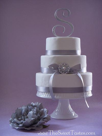 Wedding cake  - Cake by thesweettastes