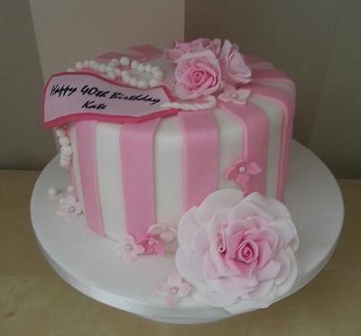 pink 'n' pearls - Cake by lisa-marie green