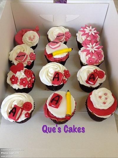 Thank you Teacher  - Cake by Que's Cakes