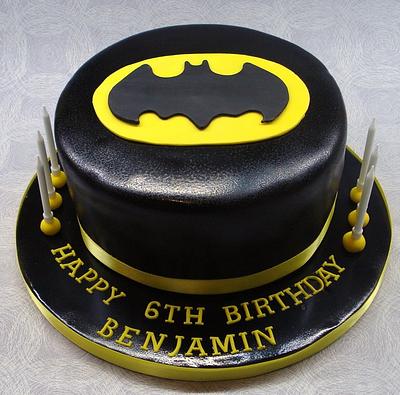 Batman cake - Cake by That Cake Lady