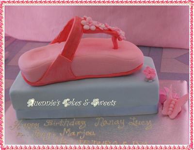 Fit Flop 3D cake - Cake by quennie