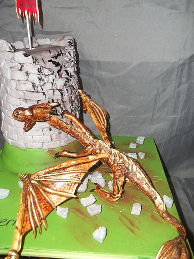 de' Arnice Hold, Dragon Fury - Cake by Willene Clair Venter