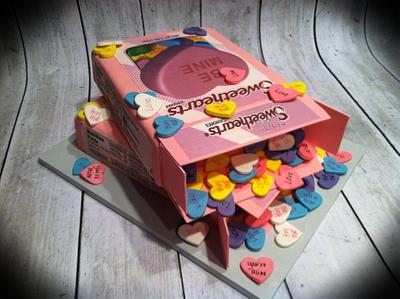 Conversation hearts - Cake by Skmaestas