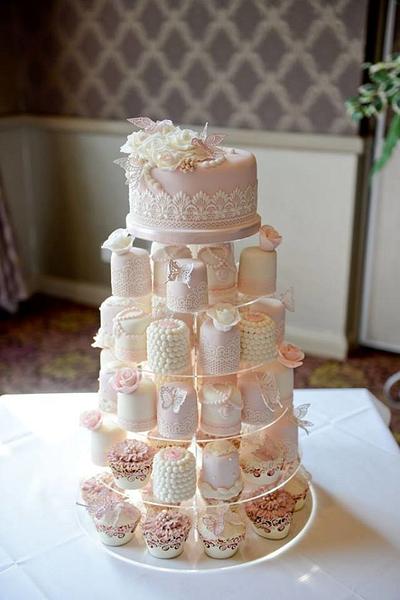 Vintage lace and pearls - Cake by kerry ibbotson-devine