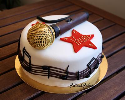 Birthday Cake Star  - Cake by Celia