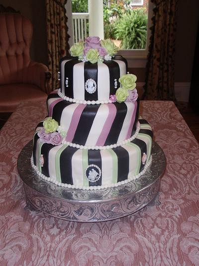 Victorian wedding Cake - Cake by Dayna Robidoux
