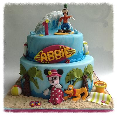 Minnie @ beach:)  - Cake by LittleDzines