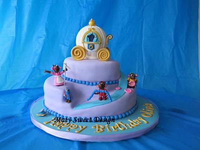Cinderella Cake - Cake by Maty Sweet's Designs