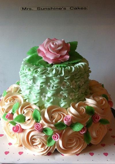 Vintage Rose - Cake by MrsSunshinesCakes