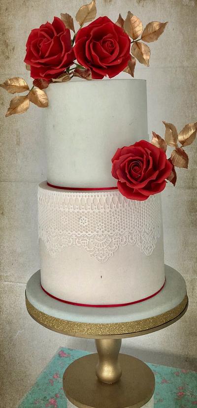 Red and gold  - Cake by Griselda de Pedro