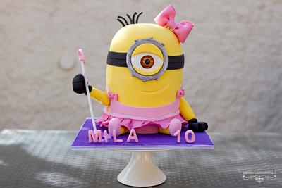Ballerina Minion Cake - Cake by Dulce Delirio