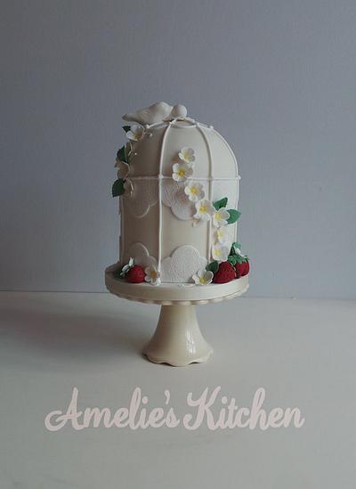 Strawberry birdcage - Cake by Helen Ward