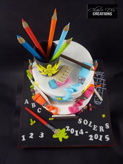 End of school year - Cake by Claire DS CREATIONS