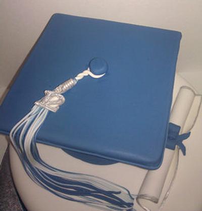 Blue and white graduation cake - Cake by Cakery Creation Liz Huber