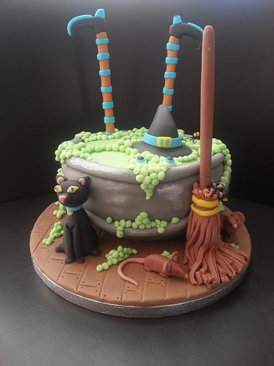 Cauldron Cake - Cake by Lyn 