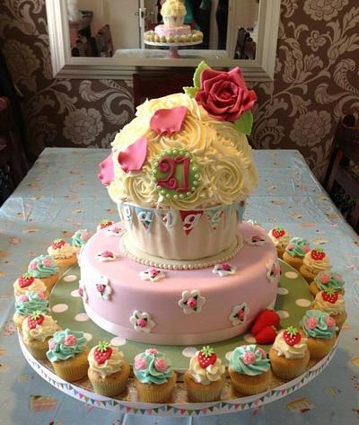 Cath Kidston with Mini's - Cake by Wendy 
