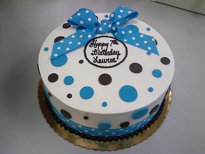 Dots & Bow - Cake by Lanett