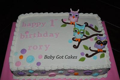 Owls & Buttons  - Cake by Baby Got Cakes
