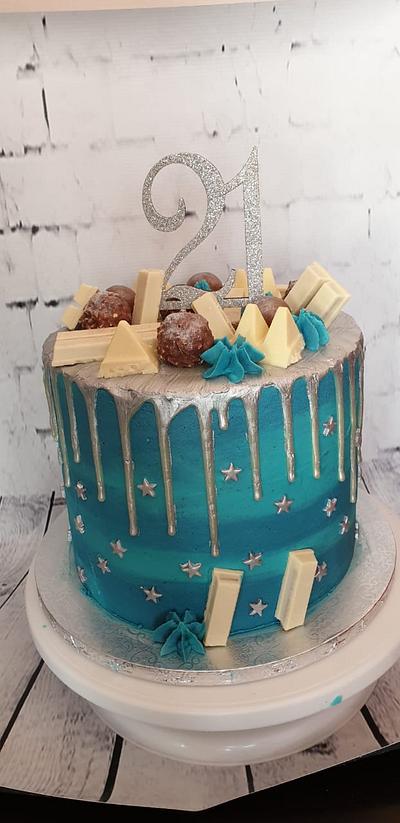 Shades of blue  - Cake by Lamees Patel