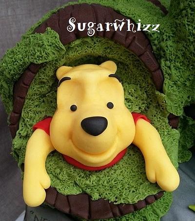Winnie the Pooh - Up close and personal - Cake by Sugarwhizz