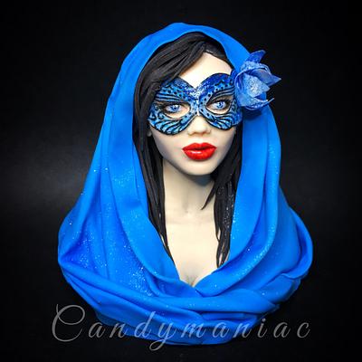 Lady in blue mask - Cake by Mania M. - CandymaniaC
