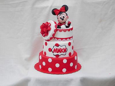 Minnie Mouse Surprise  - Cake by Oli Ivanova