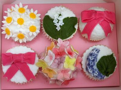 Cake Decorating Class - Cake by maryjdavies