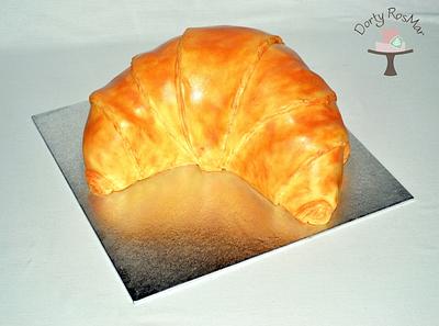 Croissant Cake - Cake by Martina