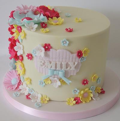 Floral Pretty - Cake by Shereen
