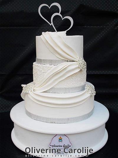 Wedding white Cake  - Cake by Oliverine Čarolije 