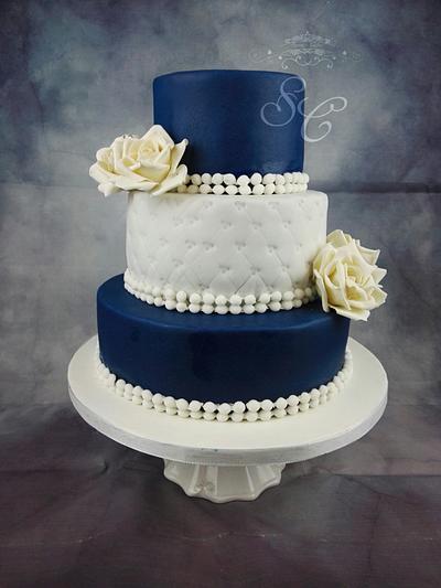 Blue Elegance Weddingcake - Cake by Sandy's Cakes - Torten mit Flair
